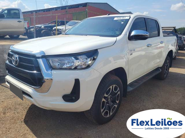 TOYOTA HILUX 2.7 21/21